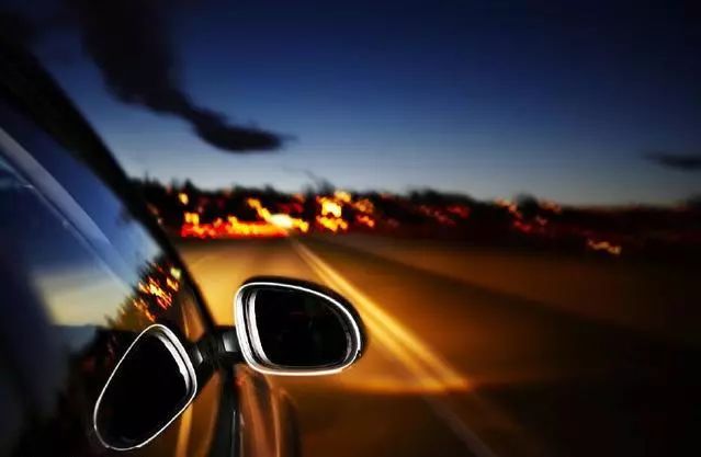 代驾司机违法,司机兼职代驾违法吗