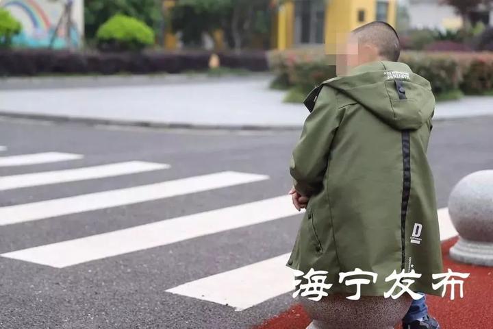 合伙开个小型童装店,两个人合伙开童装店赚钱吗