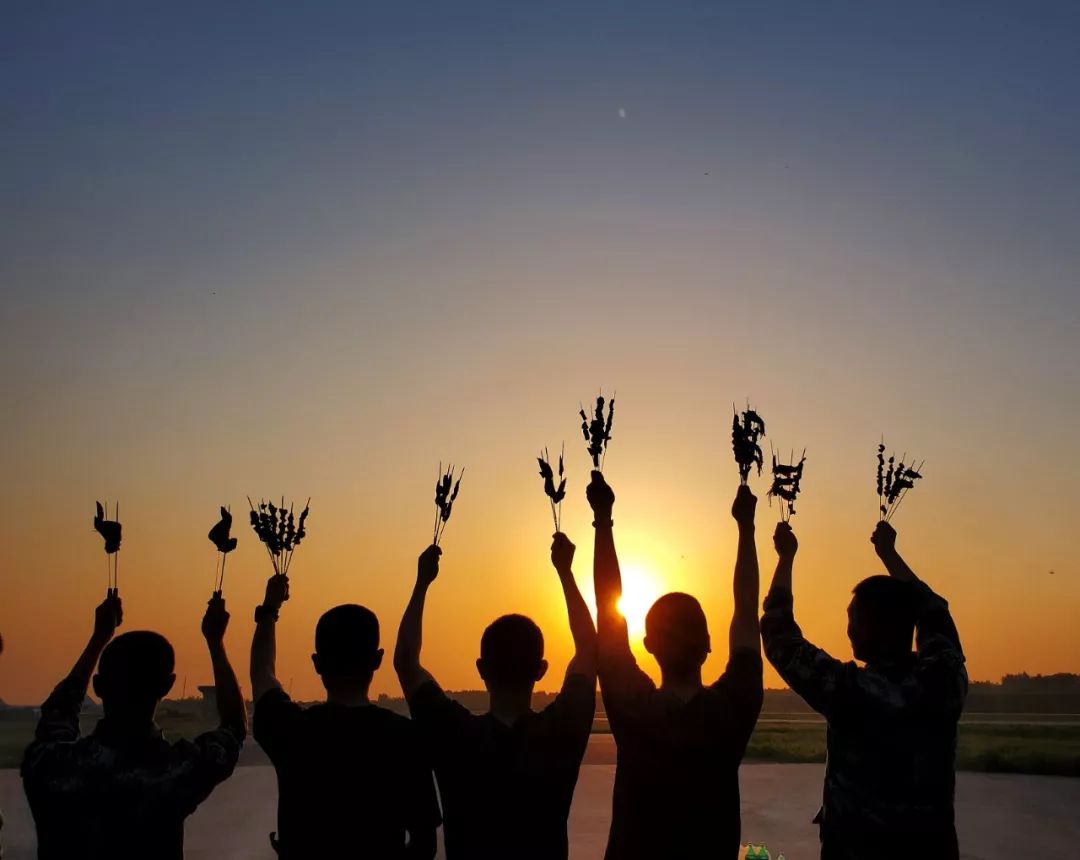 鍐涙梾鎷惧厜,鍐涙梾鎷捐礉