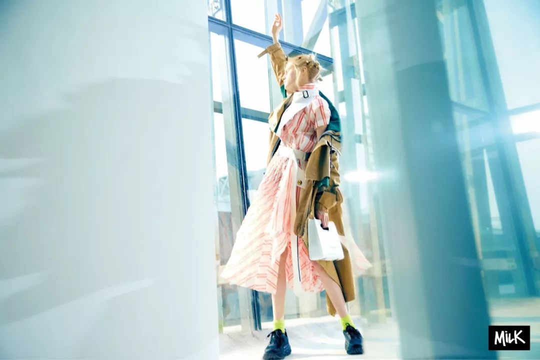 拼接高腰百褶裙,高腰撞色拼接百褶裙