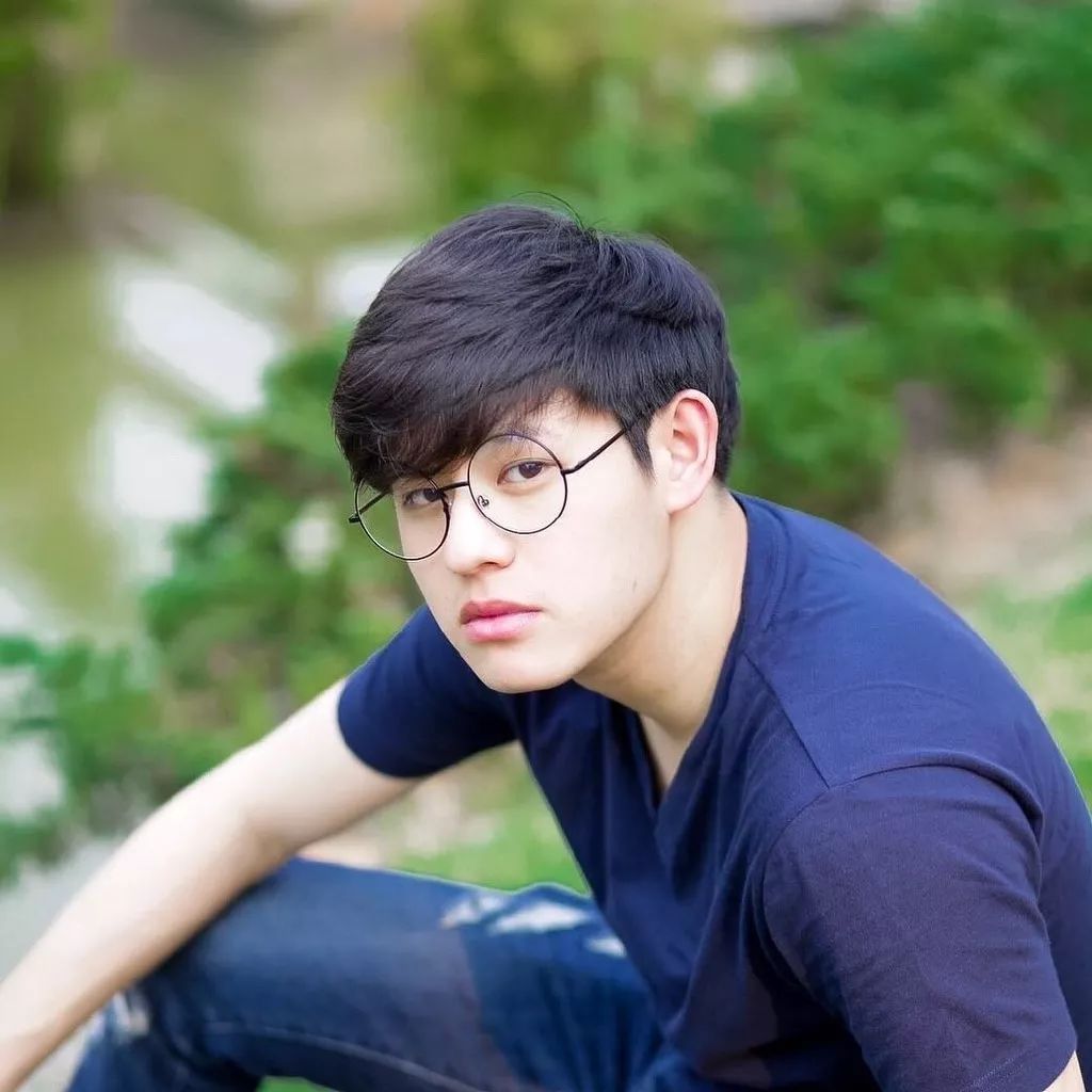 出道后出演过49部作品,出道五年应该有多少部作品