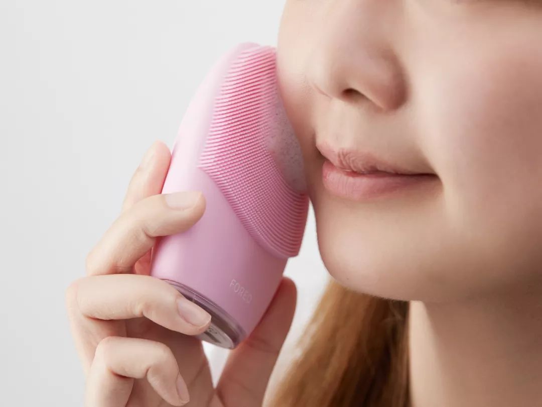 几招帮你恢复细致毛孔 (超有效收缩毛孔秘方)