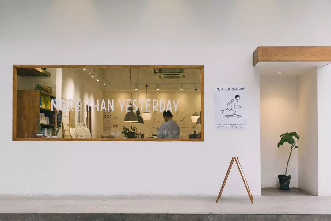 五年前出道的中国女子组合名单,最早的五人女团