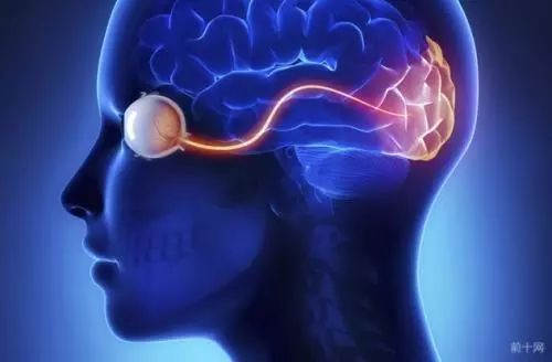 粉白还是灰绿鞋子原图,有争议的鞋子灰绿