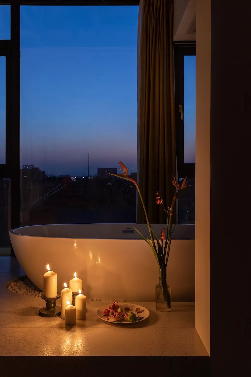 新豪宅时代，终于可以跟水晶灯、罗马柱说拜拜了！