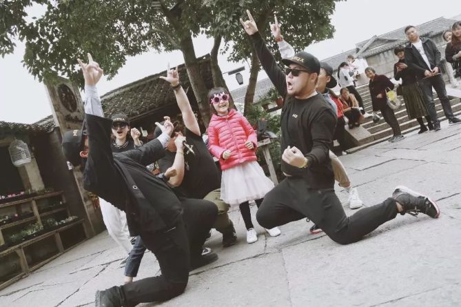 端午节民间龙舟活动,端午节我们一起看赛龙舟