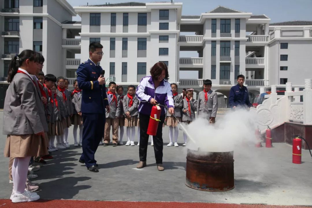 有关防灾减灾消防云课堂,学习消防知识迎接全国防灾减灾日