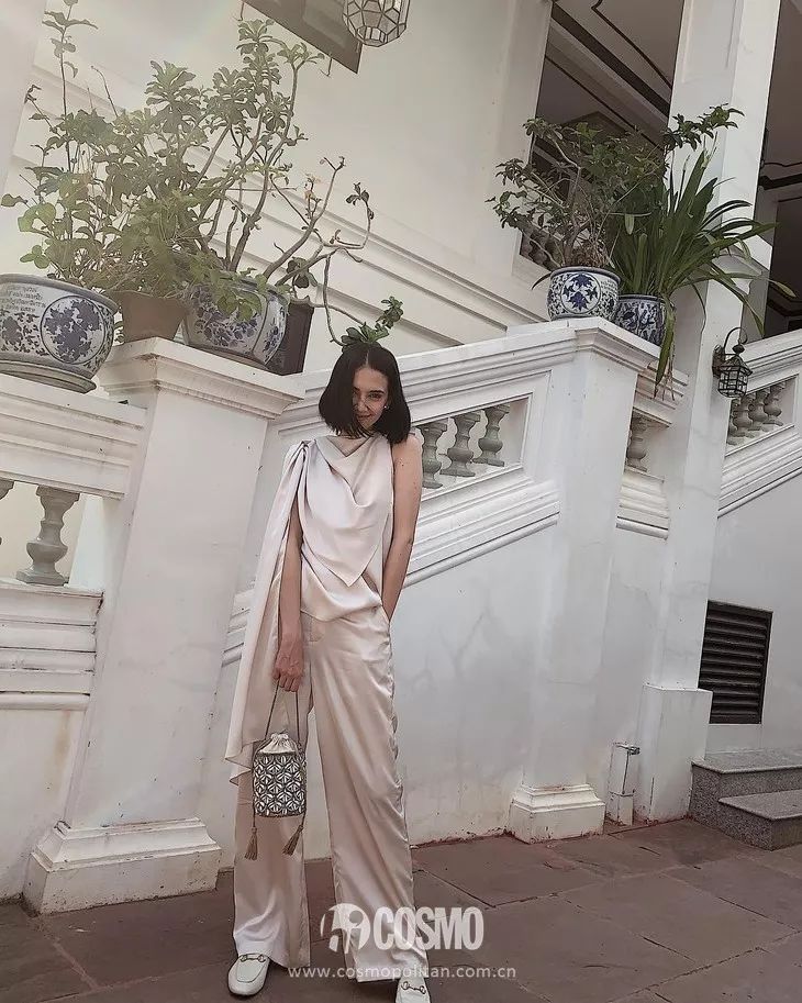 洪欣时尚穿搭,52岁洪欣日不落蔡依林