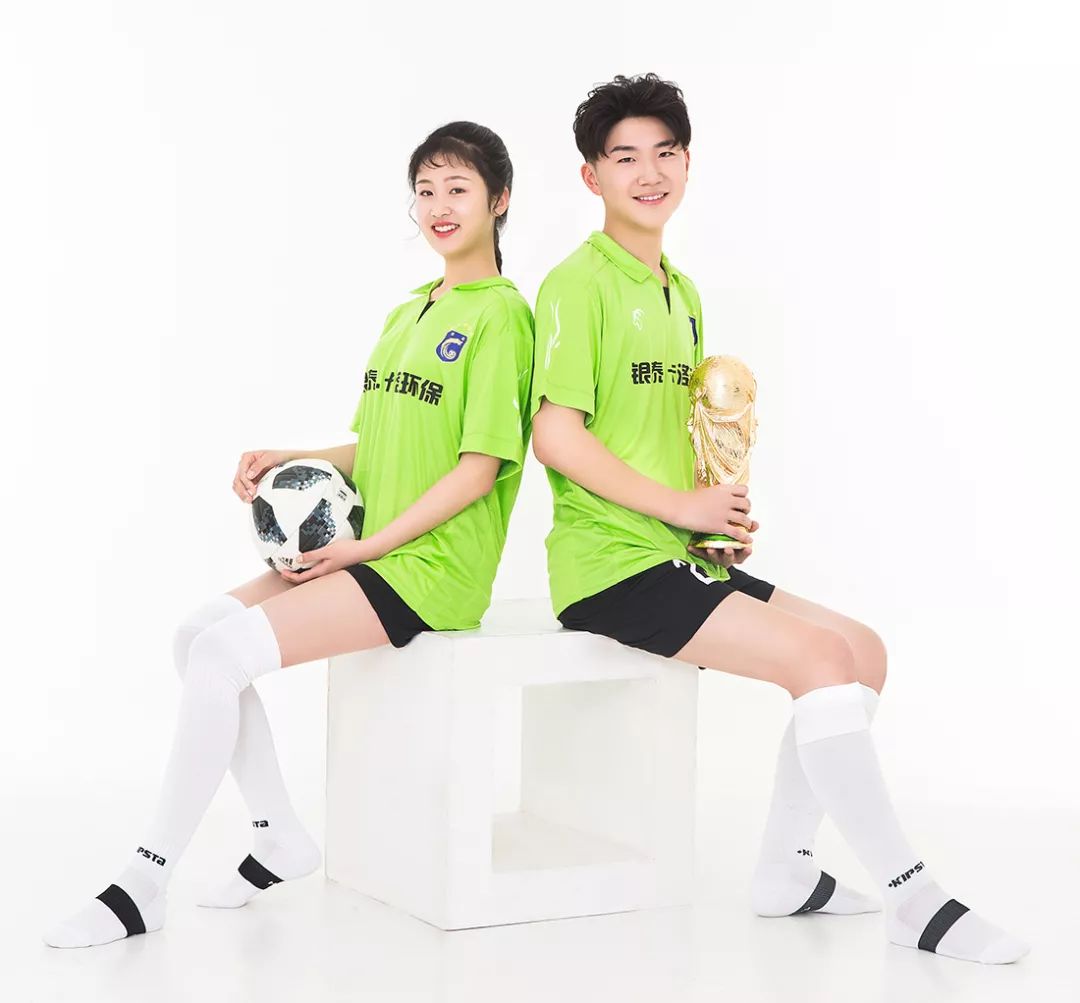 足球6冠王,六冠王足球队有哪些