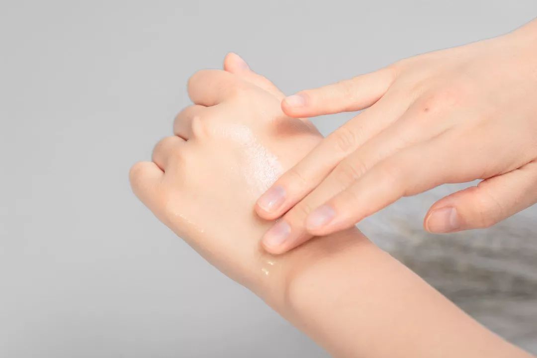 蓬松神器让头发立马蓬松,头发蓬松神器顶发根