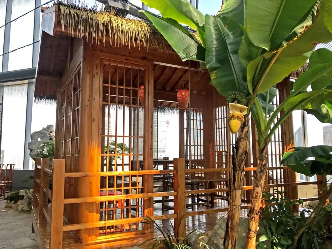 上海最高楼云端上的风景,在上海最高的楼俯瞰风景