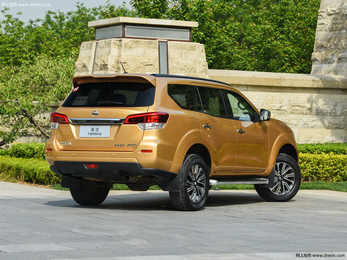 25万落地适合小姐姐的四驱车越野,质量稳定舒适度好又耐糙的四驱车