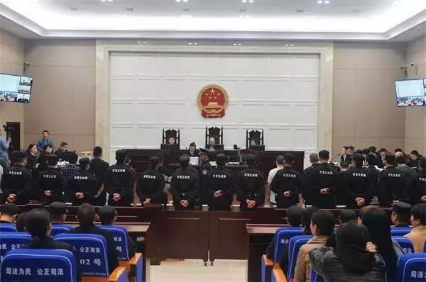 假装外国友人骗朋友,假装外国人骗朋友