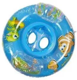 宝宝海边玩沙玩水,带娃最轻松方式莫过于挖沙