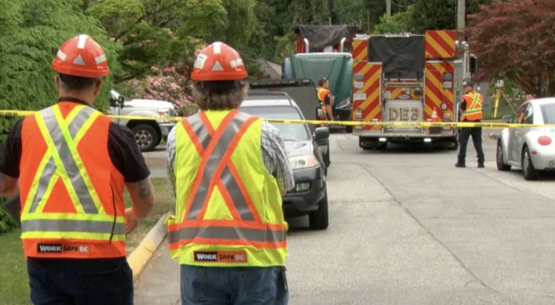 #补课时间_从宫廷到建筑工地，网红马甲竟然还有这样的过往？