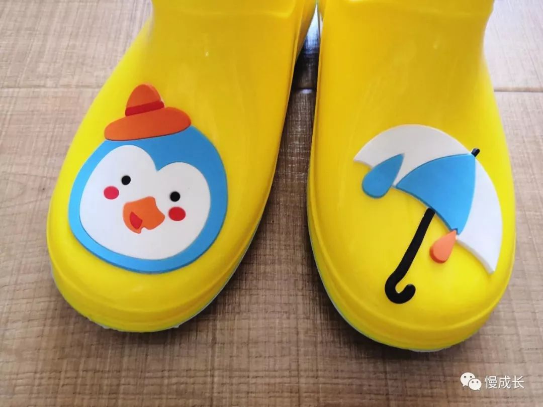 宝宝可爱雨伞雨衣,幼儿园雨衣雨鞋雨伞三件套