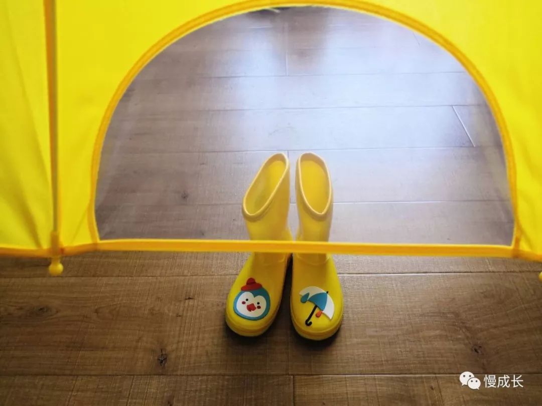 宝宝雨鞋雨衣1-3岁防滑可爱,儿童可爱超萌雨衣