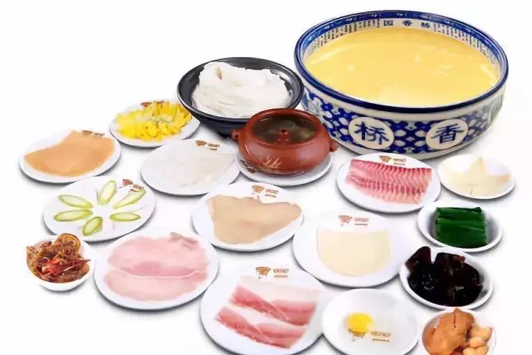 昆明吃过桥米线最好的地方,云南昆明潮玩店