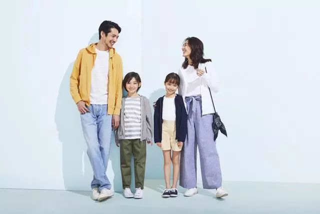 想要了解服装从什么开始,想要了解最新服装资讯看什么杂志