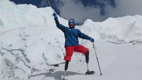 残疾人活得更有尊严,残疾人真的一点出路都没有吗