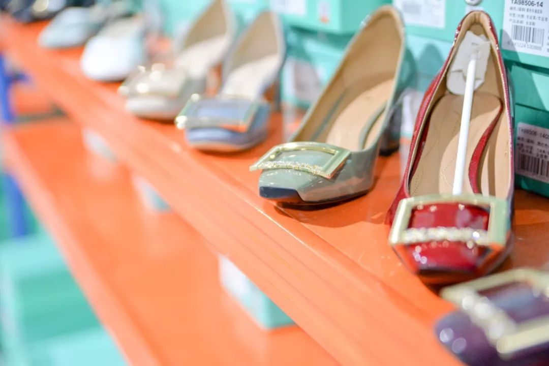 金利来特卖199元起,金利来4件5折