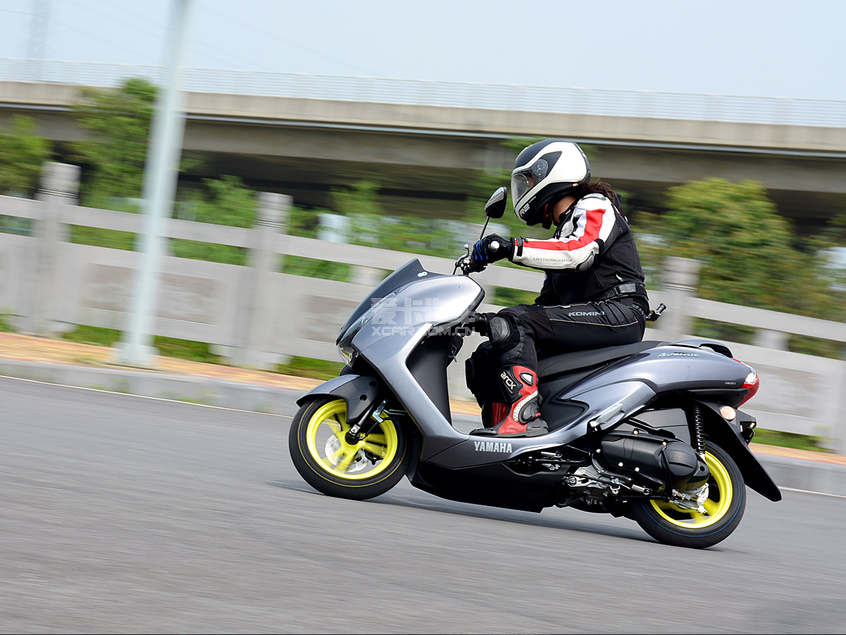 雅马哈巡鹰125和铃木uy125哪个好,本田裂行125和雅马哈巡鹰125比较