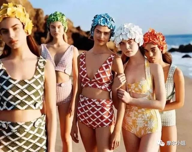 男士泳衣品牌排行榜前十名,专业泳衣十大品牌2021