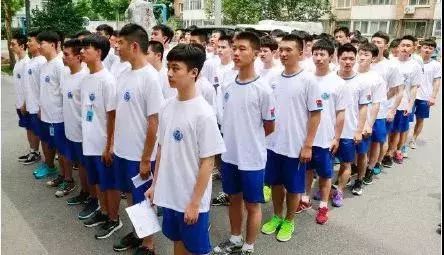 女子被骗200万却感激*子骗**：每天嘘寒问暖，治好抑郁症