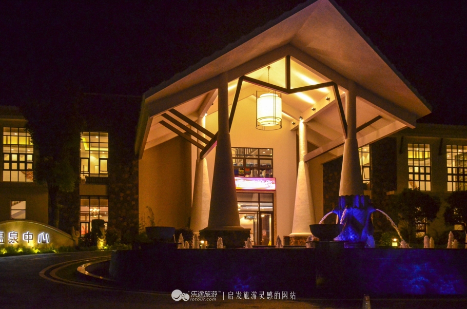 巴厘岛温泉自然风景,巴厘岛温泉度假游