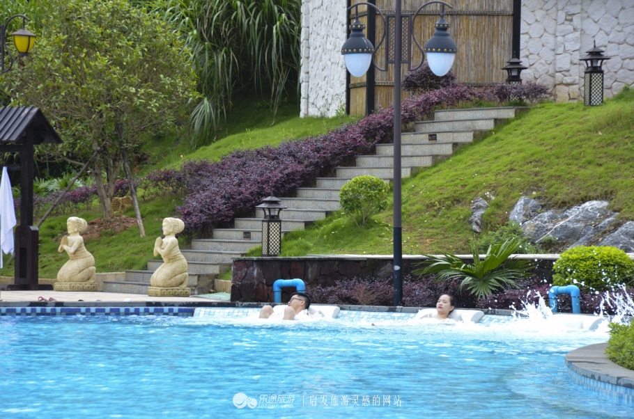巴厘岛温泉自然风景,巴厘岛温泉度假游