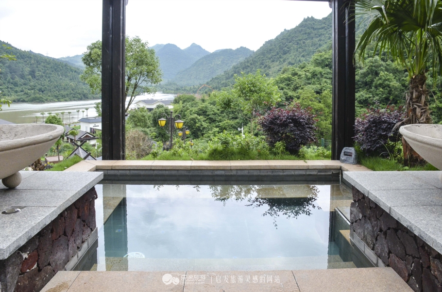 巴厘岛温泉自然风景,巴厘岛温泉度假游