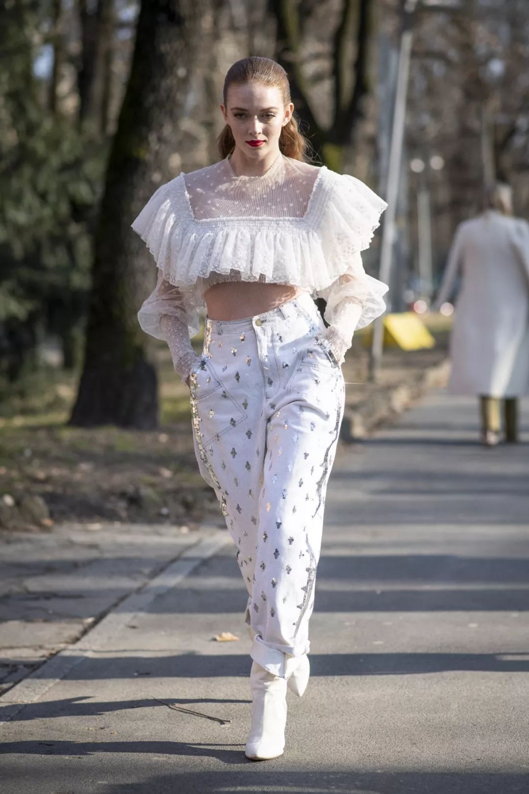 短装气质雪纺衫,雪纺衫靓丽大方又舒适凉爽