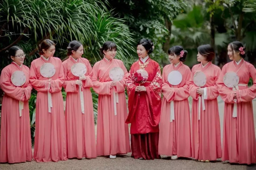 汉服文化复兴弘扬汉服之美,期待汉服复兴全民穿汉服