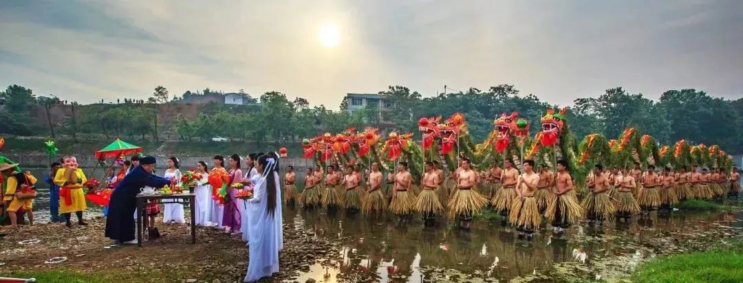 端午节去哪里旅游有赛龙舟,端午划龙舟去哪玩好