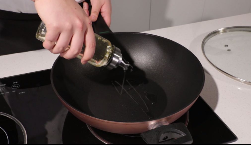 十大建议买的不粘锅,我买过的不粘锅炒菜锅