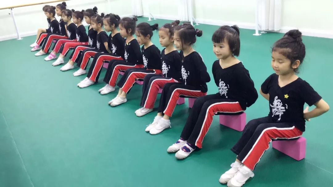 广州南沙区舞蹈培训学校,美到不行的舞蹈