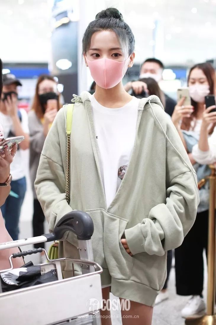 超越妹妹的视频,超越妹妹出道以前照片