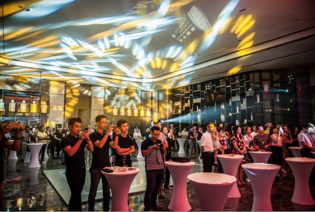 操盘：二线城市豪宅如何营销？用这3道3术夺冠三年