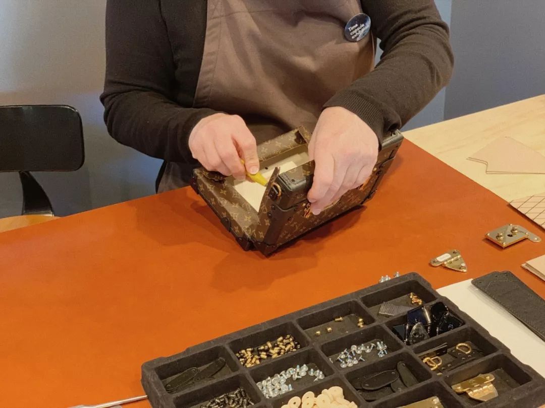 成都看展｜LV竟然出过这么多千奇百怪的箱子