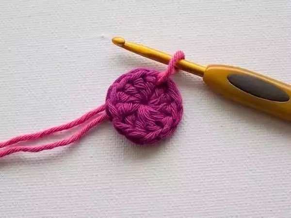 毛线纽扣的编织方法,漂亮又简单教你做毛线纽扣