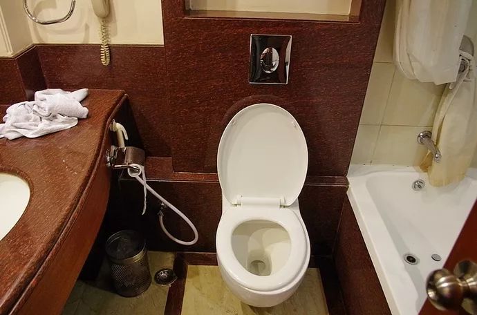 五星级酒店卫生曝光,网上曝光餐饮店卫生不合格违法吗