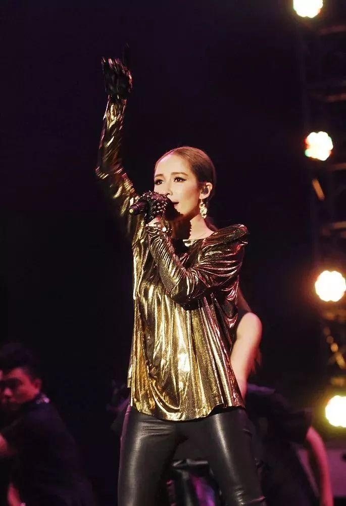 萧亚轩撩汉100招,萧亚轩10条撩汉秘籍图