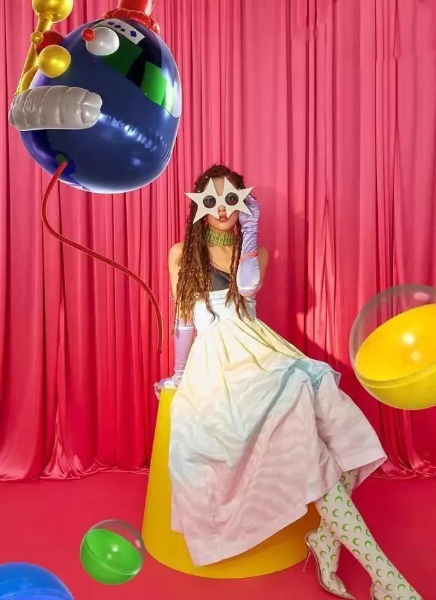 redvelvet回归概念照怪诞,redvelvet回归pose