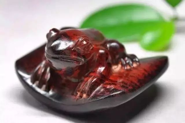 大块翡翠雕件寓意大全图,翡翠葫芦雕件寓意是什么意思