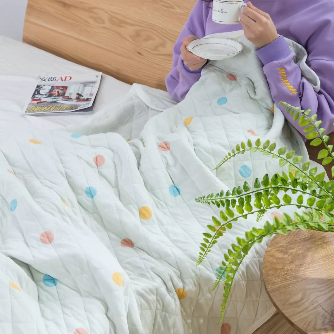 闪购|蚕丝被都能水洗了，还有什么理由不入一条呢？