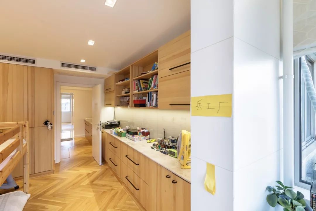 小面积客厅阳台改书房装修效果图,客厅书房阳台一体装修效果图欣赏