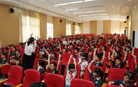 孕产期关爱相伴健康讲座,产科护理科普活动周关爱女性