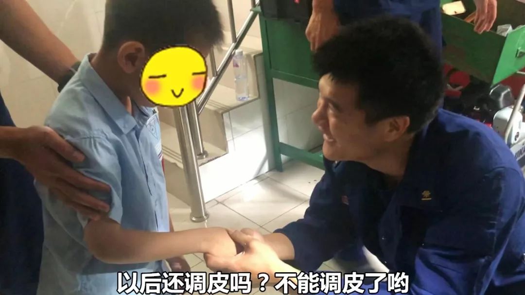 小孩手指卡在塑料圈里怎么办,小孩手指卡在塑料圈里