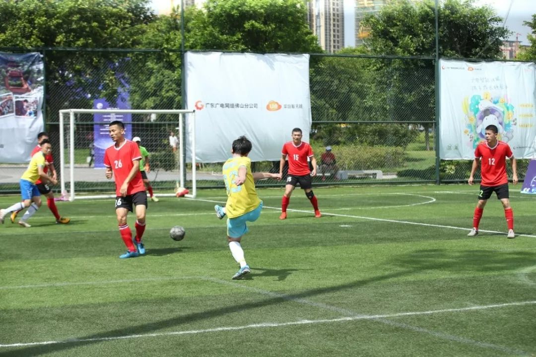 超燃超有气势运动会开幕式,很燃的足球比赛