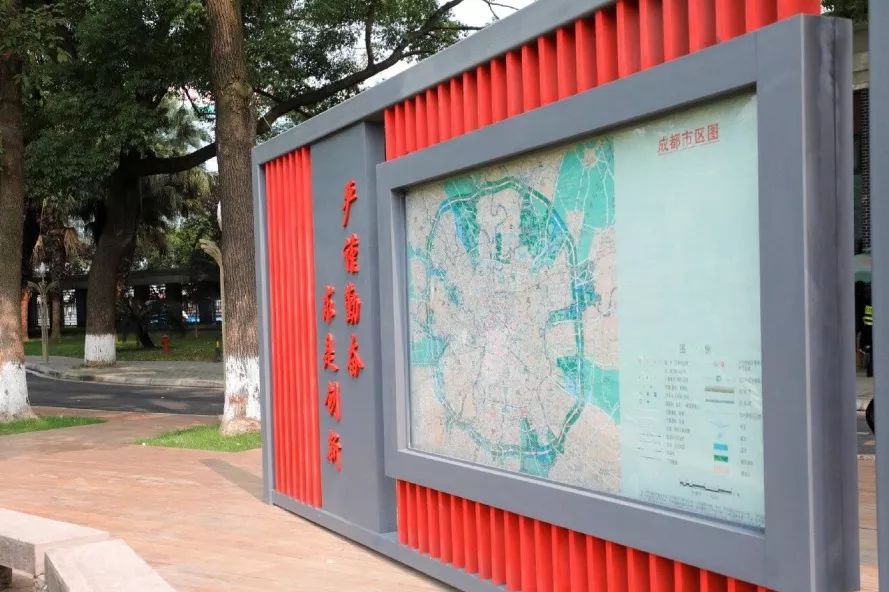 仙气荷池、时光走廊、滨湖绿道……川大持续惊艳焕颜！同学：这是仙境吗？